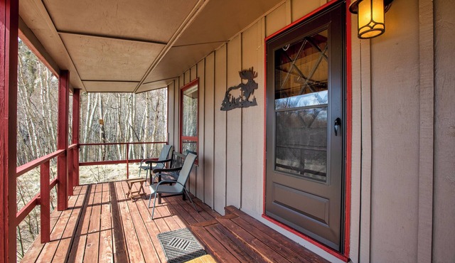 Secluded Forest Cabin on 3 Acres Near Eleven Mile Reservoir/Fishing