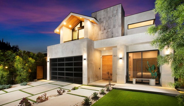 Simpson - Luxurious Living in an Impeccably Designed Valley Village Home