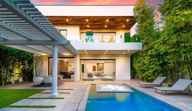Sophisticated 5B6B villa w/ a Modern and Bright Ambience
