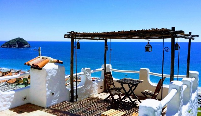 Soqquadro Art&Relax - Spotorno (SV) Sea View
