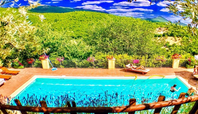 SPOLETO SPLASH/SLPS 18/24/EXC POOL/SPOLETO 7 KMS/FTBALL PITCH/GAMES EXT/ROME 1HR