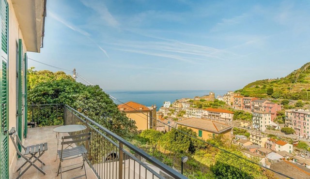 [StairwayToHeaven] Riomaggiore-Seaview-FreeParking
