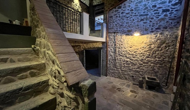 Stone house in Tuscany – A Charming Retreat