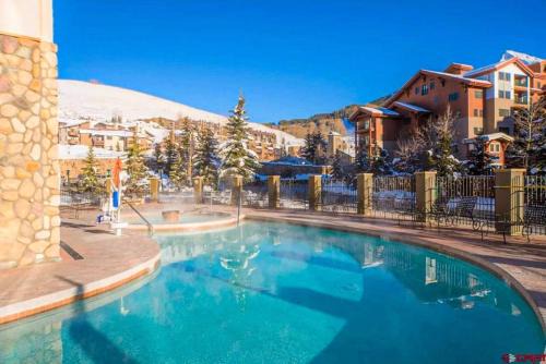 Studio at Grand Lodge Hot Tub Pool Pet Friendly