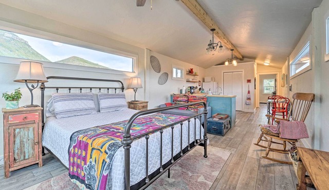 Studio w/Mountain Views < 30 Min to Durango!