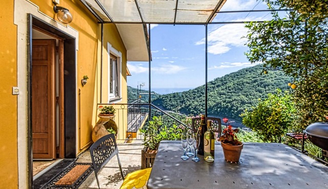 Stunning home in Sori with WiFi