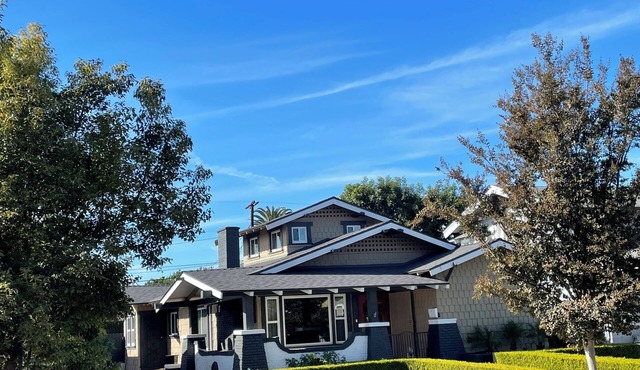 Stylish Central LA Retreat – Minutes from Museums & Stadiums for MAJOR INTERNATIONAL SPORTING EVENT & SB LXI!