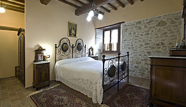 SUITE TWO BEDROOM AND BATHROOM