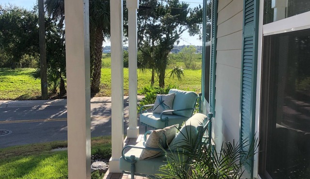 Summertime Sweetness in St.Augustine- Close to Festival Locations & Downtown!
