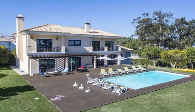 Superb Beachfront Troia Villa | 5 Bedrooms | Villa Aqua | Tennis Court & Pool Table | Troia
