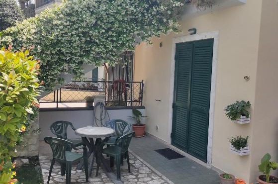 Tana per gli ospiti