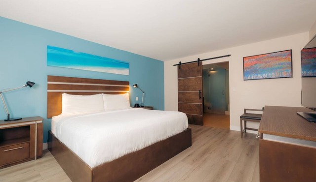 The Cove Hotel, One Bedroom Suite | Poolside Cabanas, Wave Lounge & More