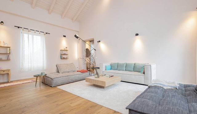 The Dwelling of the Artists - Elegance and Relaxation