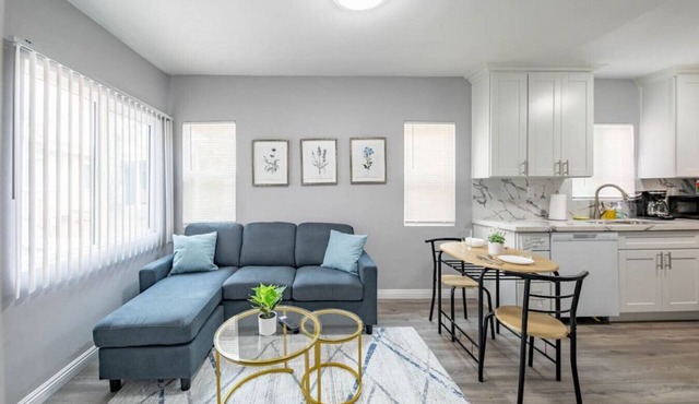 The Modern Bungalow on 9th