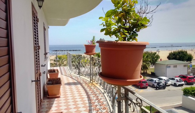 Three-room seaside apartment with front and side sea view terrace