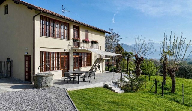 ThreeZeroThree House With Private Garden