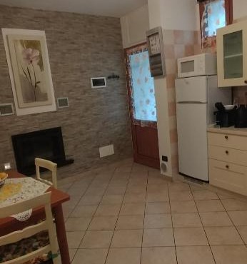tra mare e monti -toirano intero appartamento