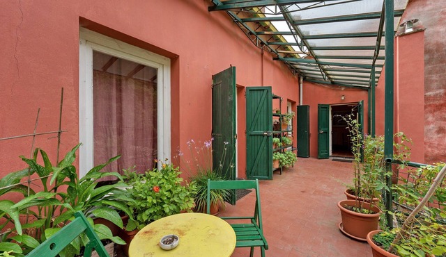Triple Room in Agriturismo Surrounded by Nature