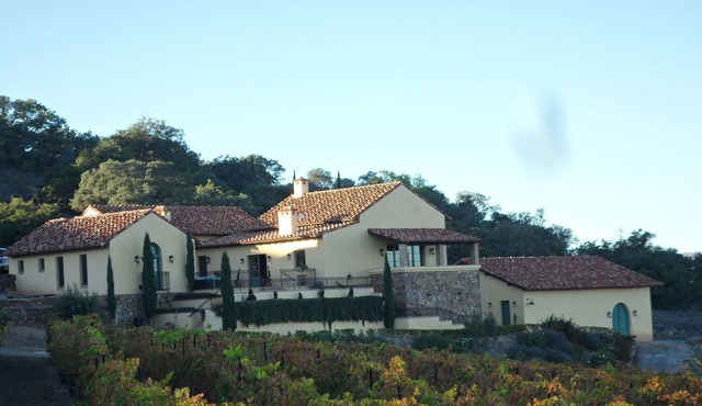 Tuscan Inspired Vineyard Estate With Panoramic Vineyard And Mountain Views