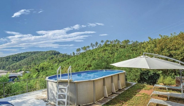 Tuscany apartment with 2 pools