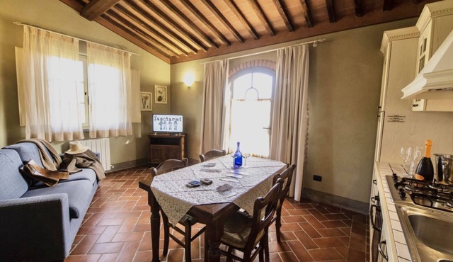 Two-room apartment, approximately 38 square meters, sleeps 4. Finely furnished and comprising a kitchenette equipped with dishes, an oven, a refrigerator with freezer, satellite TV, a living room with a double sofa bed, a double bedroom, and a private ba