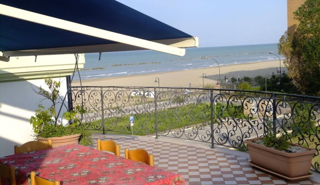 Two-room attic apartment with terrace with 360° sea view