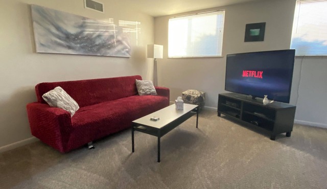 Uber Charming 1bd/1bth on the Park in Delightful Denver!