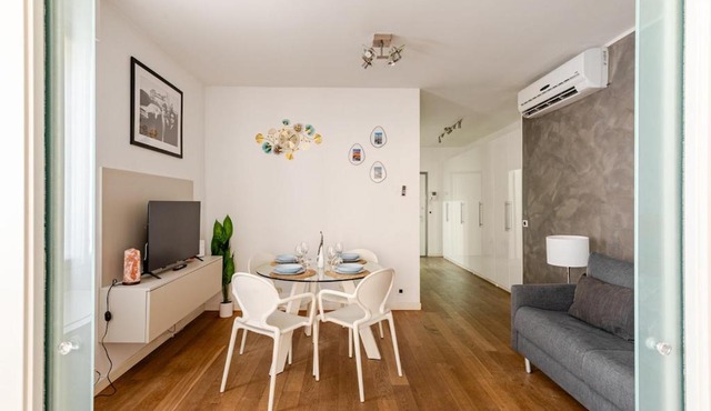 Urban Oasis Suite Design & Comfort in Ponti Romani