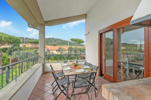 Villa Adriana Capalbio with A/C, BBQ and Parking - Happy Rentals