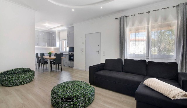 Villa 'Casa Amma' with Private Garden, Wi-Fi and Air Conditioning
