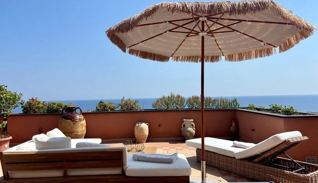 'Villa della Baia Sea by Interhome
