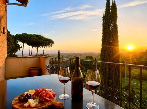 Villa Gioiella Sleeps 13 Near Cortona & Montepulciano