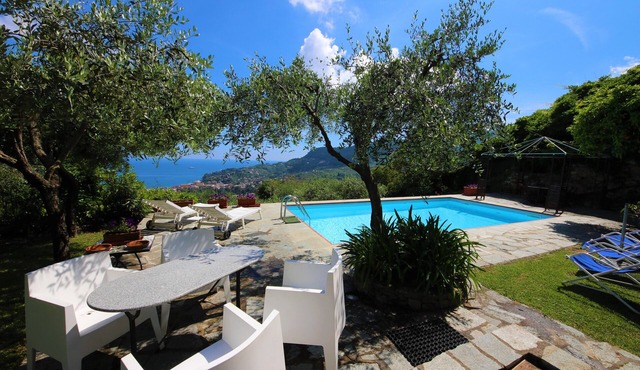 VILLA BELVEDERE by KlabHouse-6BR with poolside terrace