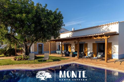Villa Monte Santo Estevão