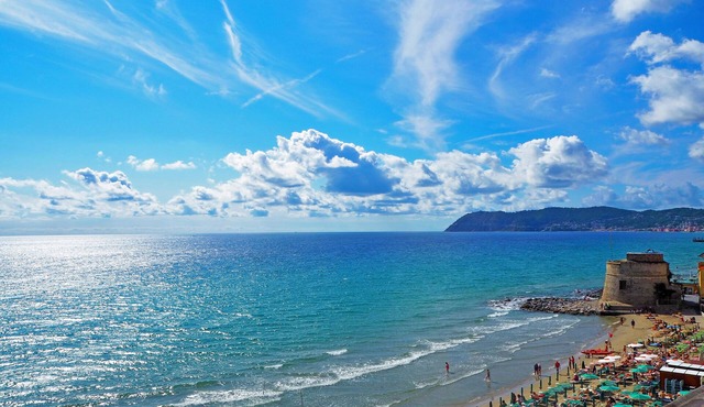 Villa Sole Mare, Cipressa, Italy