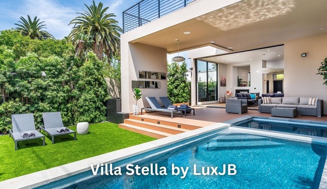 Villa Stella by LuxJB 🏆 Family Friendly 🏆 Heated Pool & Jacuzzi