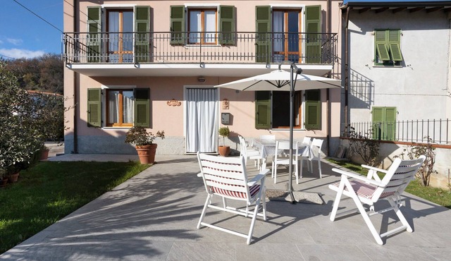 Villetta “Vanda” near Cinque Terre with garden, barbecue, orchard and private covered parking