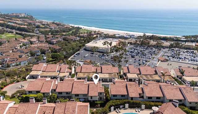Walk to the BEACH from this Monarch Bay Villa in Dana Point!