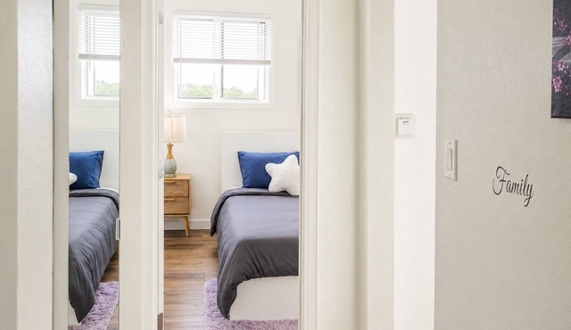 Warm and Inviting Apt with Charm
