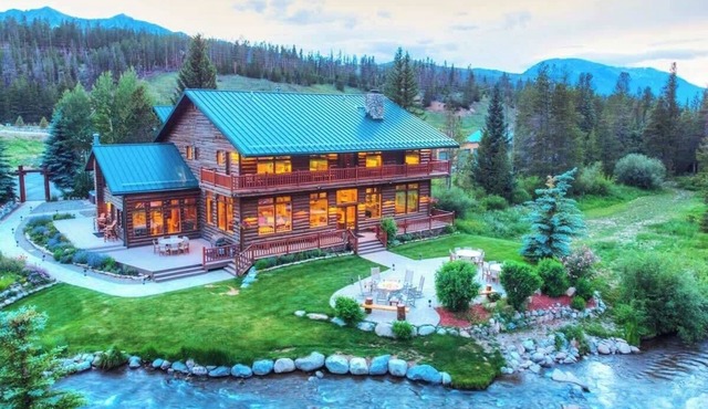 Waterfront, 10min>Ski, Spa, Game Rm, 3 car heat gr