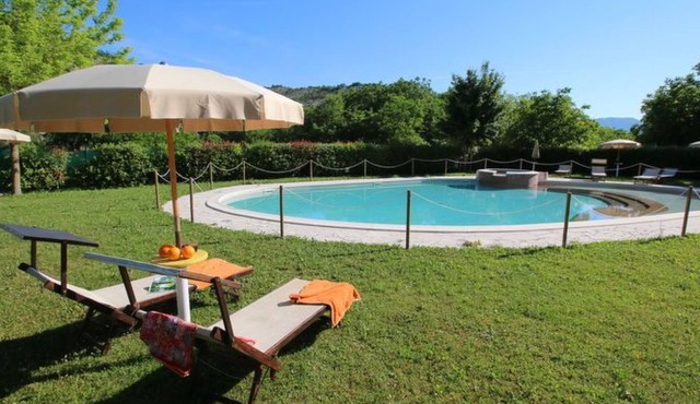 Wohnung in Apecchio mit Garten by Interhome