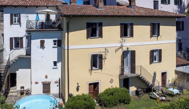 Wonderful private villa with private pool, WIFI, TV, patio, pets allowed and panoramic view