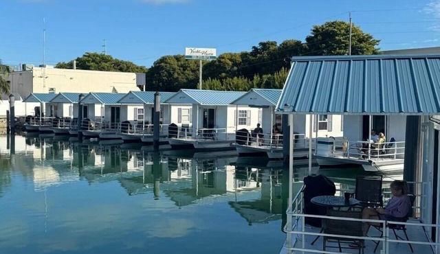Yacht Haven Marina
