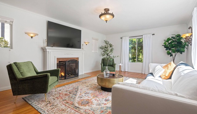 Zen Santa Monica 3Bd/3.5Bath Villa w/Guest House