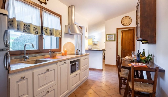 Zweizimmerwohnung für 3 Personen in einem Bauernhaus mit Schwimmbad by Interhome