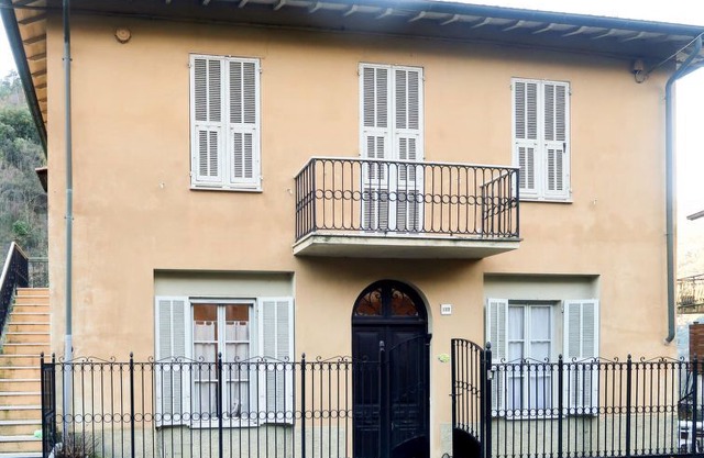 Pigna Apartment, Sleeps 4
