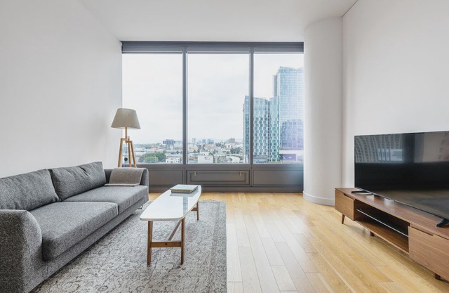 Sleek Downtown 1BR w/ Gym, Doorman, near Metro Center, by Blueground