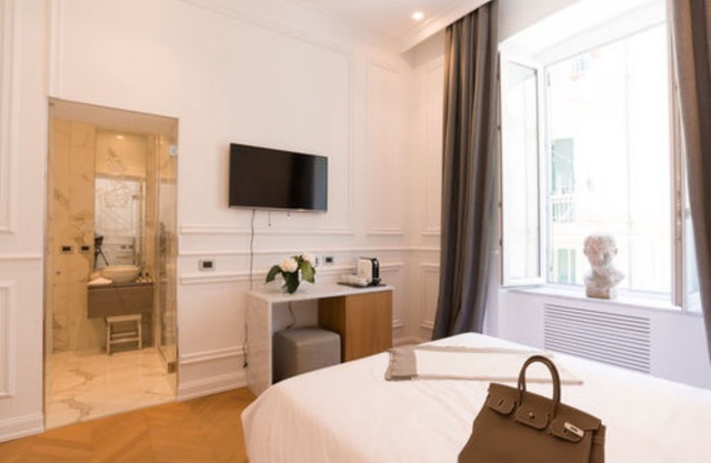 Via Chiodo Luxury Rooms