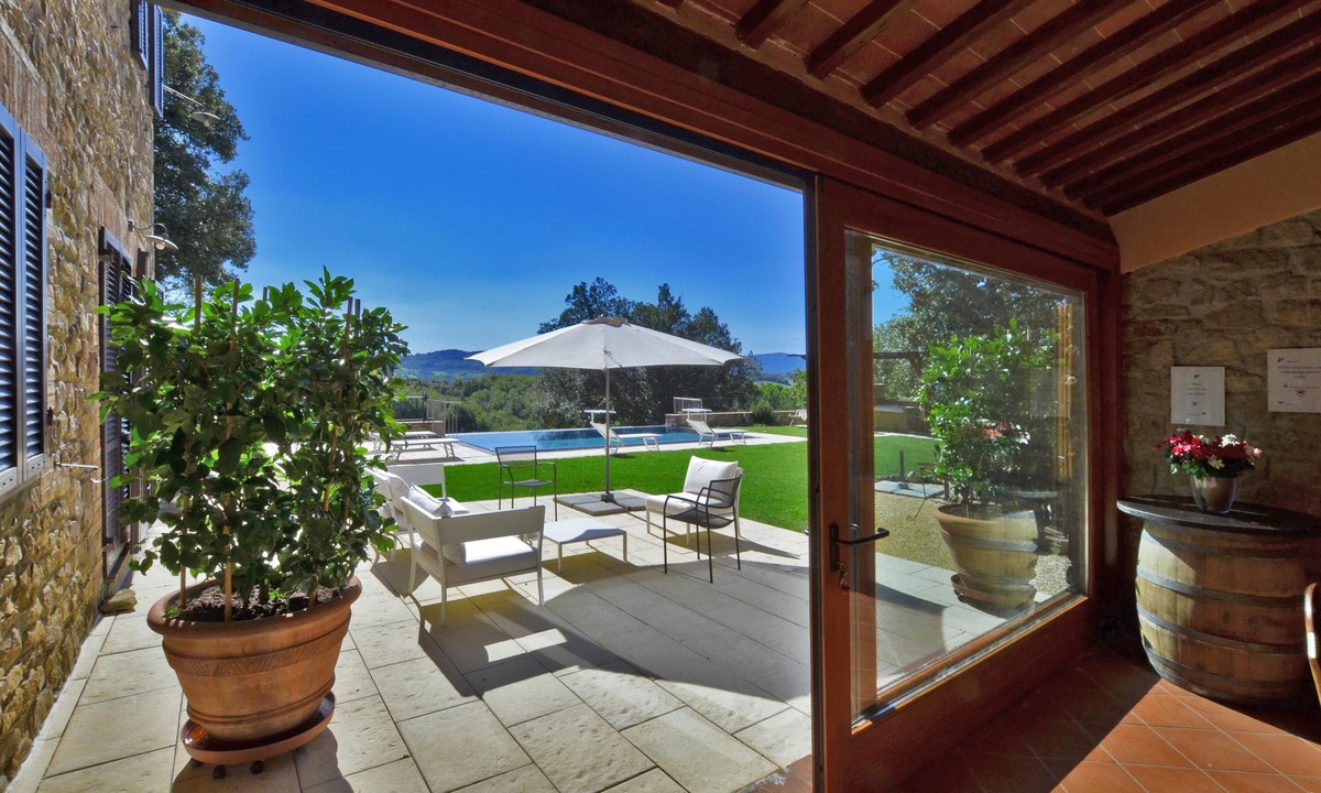 Casole d'Elsa Villa | Villa Paradiso 12 - Six Bedroom Villa, Sleeps 12