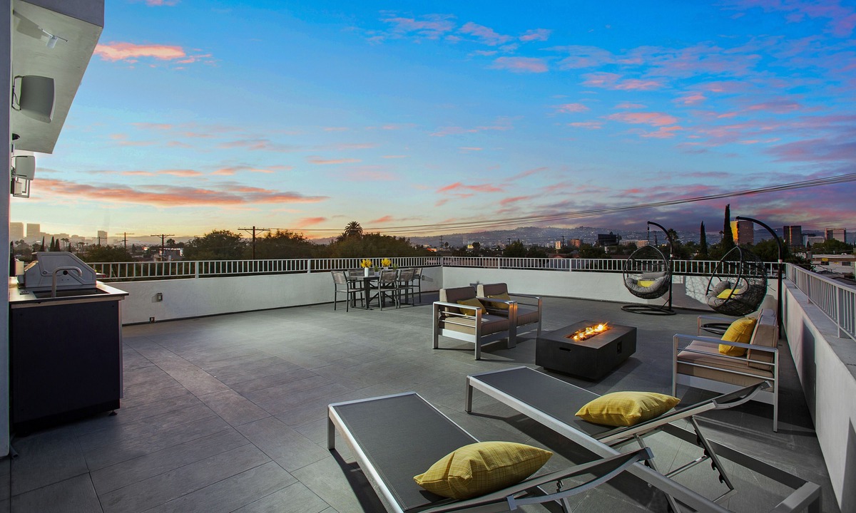 Pico - Robertson Villa | Amazing House In Best Location